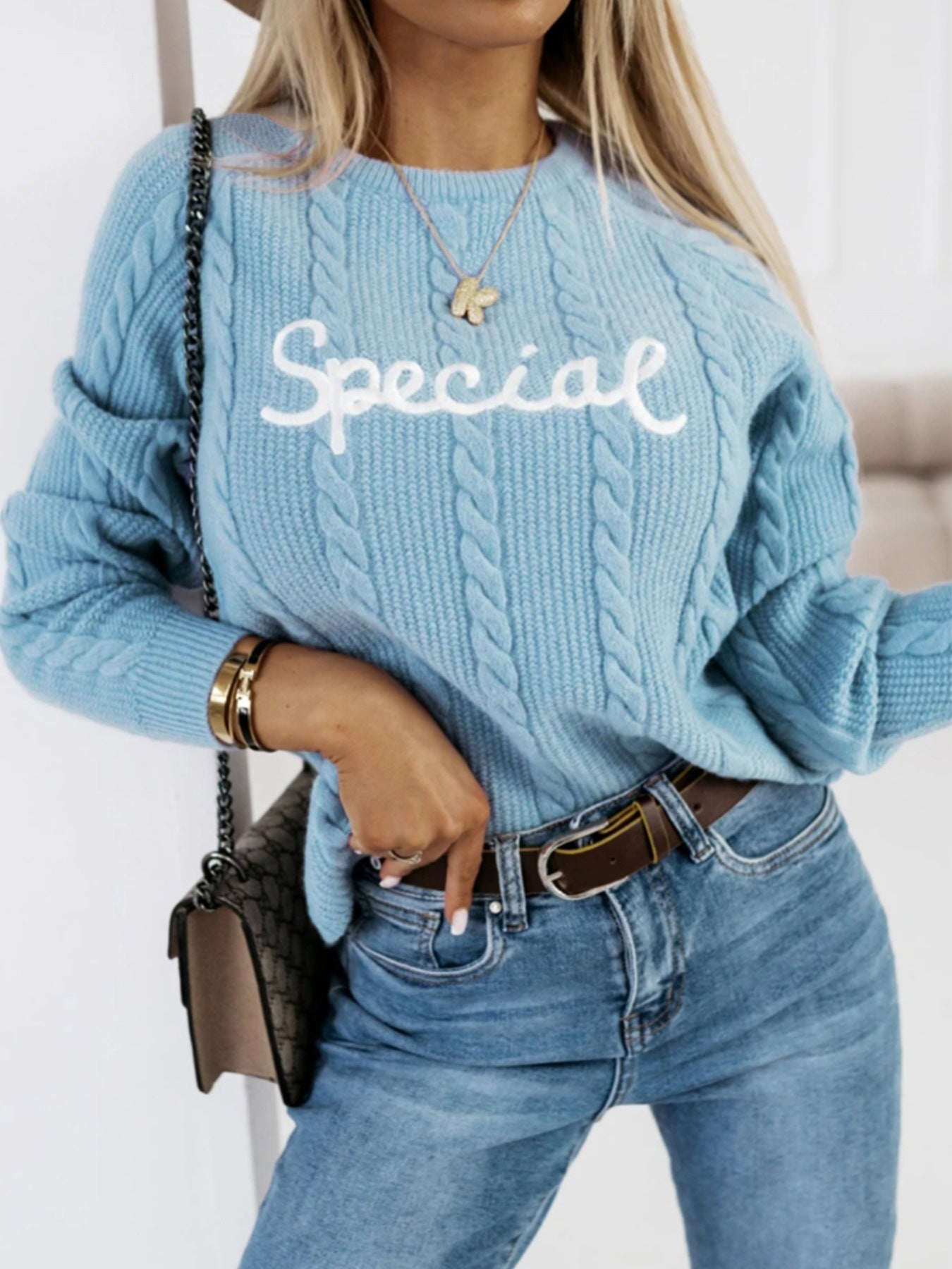 Casual Crew Neck Knit Sweater with Letter Embroidery